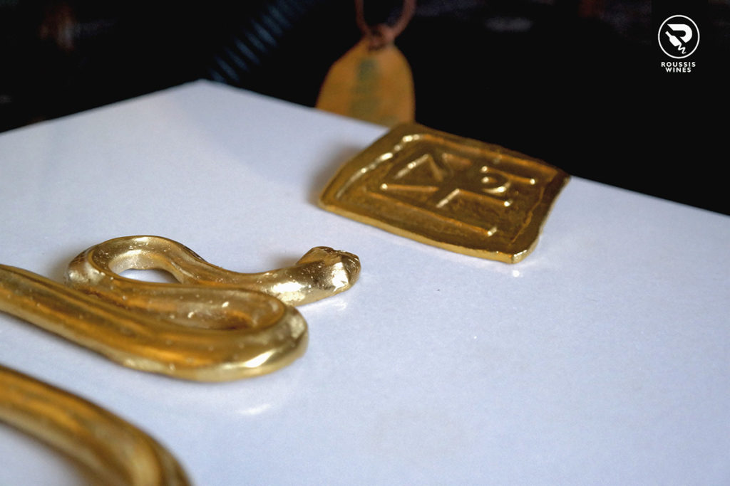 Bottle and presentation details